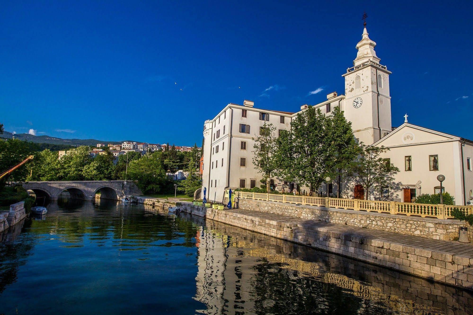 Hotel Kastel Криквеница Екстериор снимка
